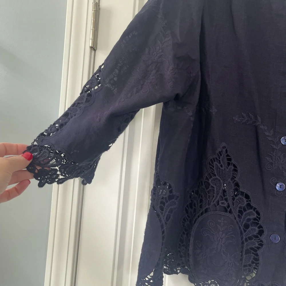 Cynthia Rowley Navy Top Battenberg Lace Edges 2X - Picture 5 of 8